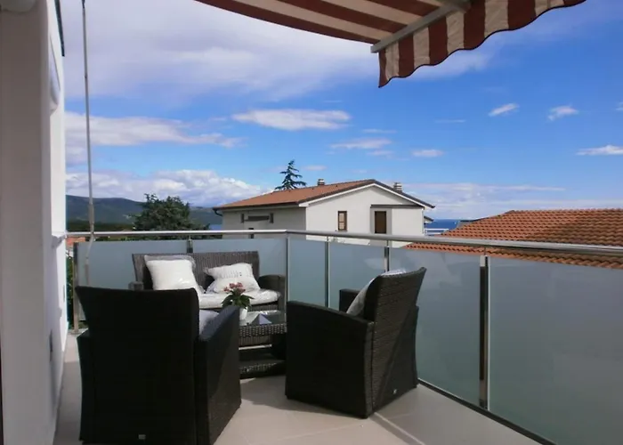 Apartmán Koralj °1 With Swimming Pool *