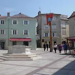 Koralj °1 With Swimming Pool 아파트 *